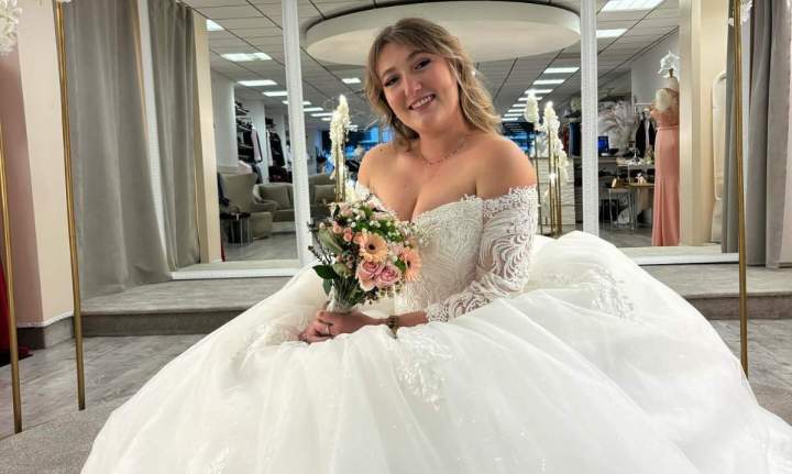 Robe de mariée, Bagnères-de-Bigorre